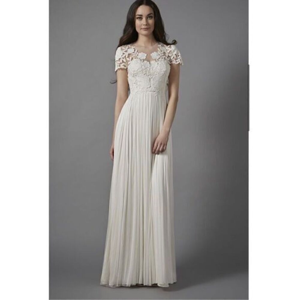 Catherine Deane Bridal Jazelle Wedding Gown